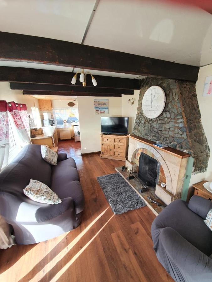 Mona Villa Holiday Home Caulderton Dış mekan fotoğraf
